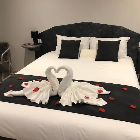 לינה וארוחת בוקר L'ile Aux Bateaux Buzet-sur-Baise