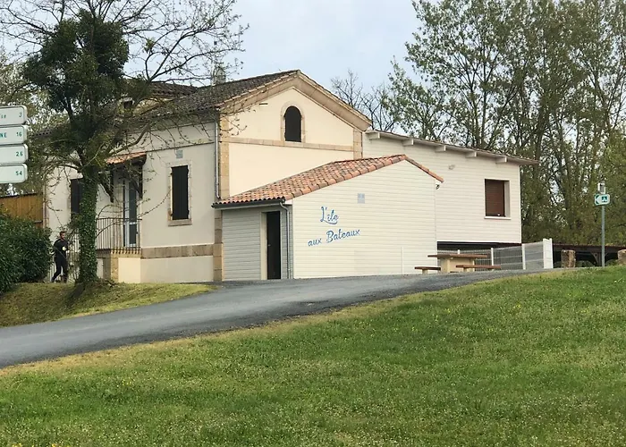 L'ile Aux Bateaux Bed & Breakfast Buzet-sur-Baise